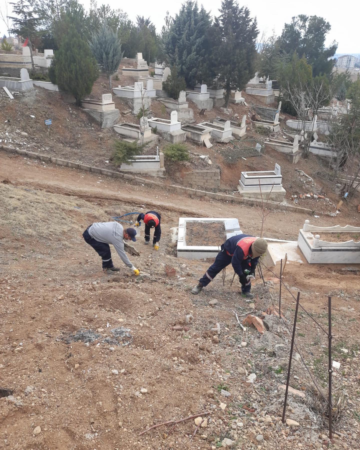 Kırıkkale'de, Mezarlıklarda Bahar Bakımı
